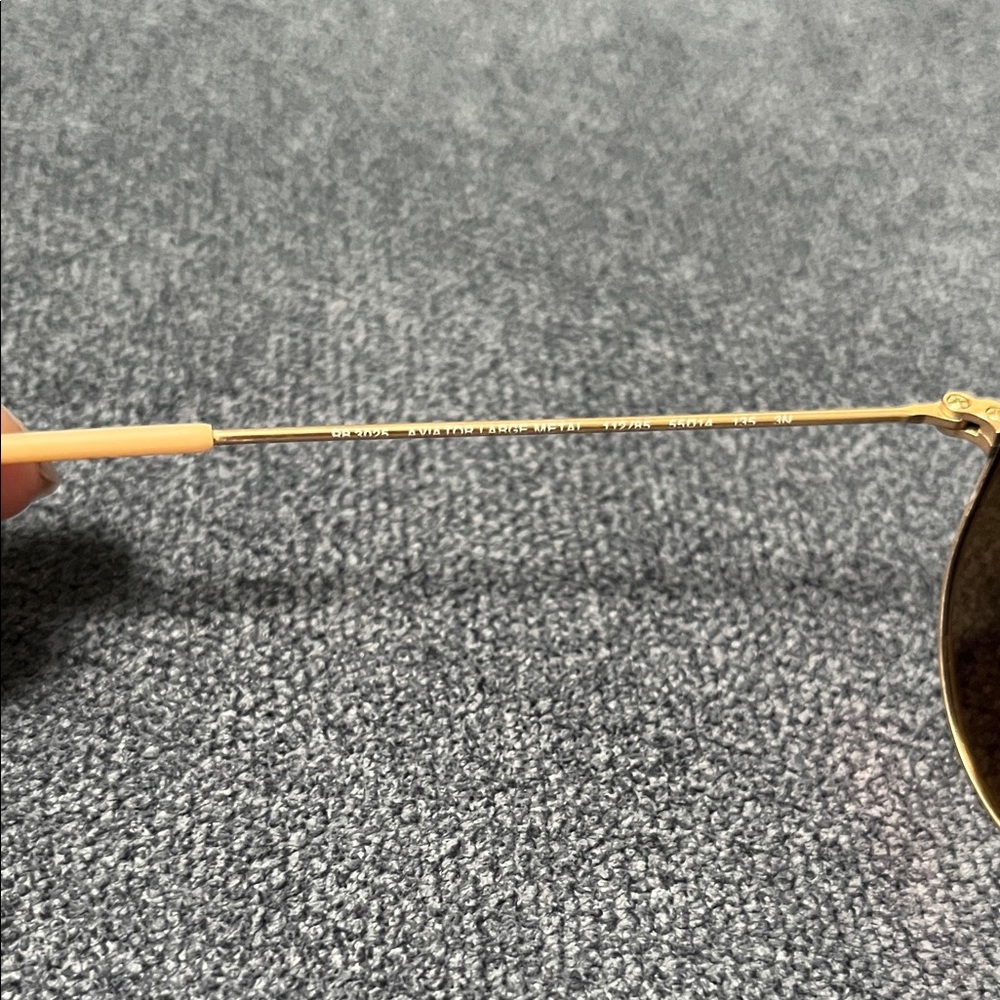 Ray-Ban RB3025 Aviator Classic Sunglasses Gold Frame Brown Gradient Lens w/ Case - Picture 5 of 7